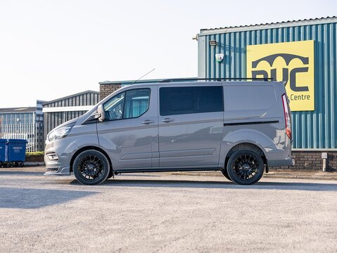 320 EcoBlue Limited 2.0 Combi Van Auto Diesel