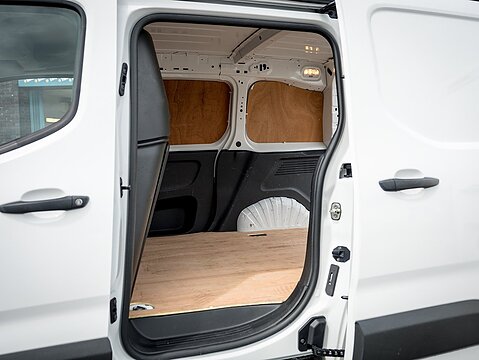 1.6 BlueHDi 650 Professional Standard Panel Van 5dr Diesel Manual SWB Euro 6 (75 bhp)