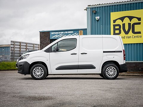 1.6 BlueHDi 650 Professional Standard Panel Van 5dr Diesel Manual SWB Euro 6 (75 bhp)