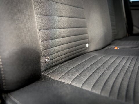 2.0 320 EcoBlue Limited Crew Van 5dr Diesel Manual L2 H1 Euro 6 (6 Seat) (130 ps)