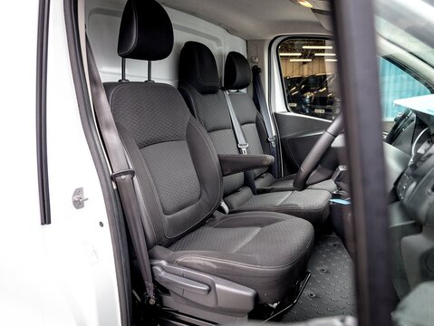 1.6 CDTi 2700 Sportive Panel Van 5dr Diesel Manual L1 H1 Euro 6 (120 ps)