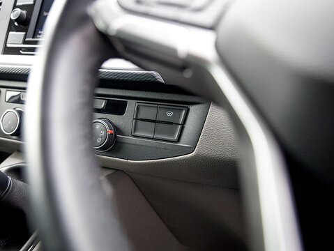 2.0 TDI T32 Highline Crew Van Double Cab 5dr Diesel Manual FWD SWB Euro 6 (s/s) (150 ps)