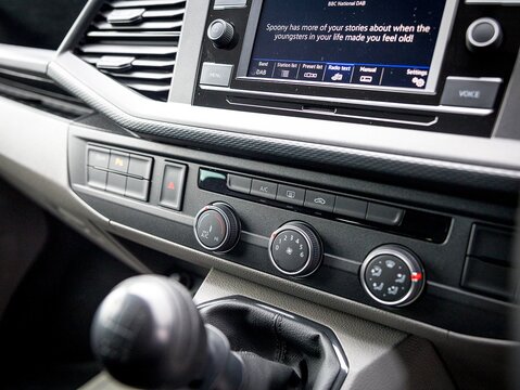 2.0 TDI T32 Highline Crew Van Double Cab 5dr Diesel Manual FWD SWB Euro 6 (s/s) (150 ps)