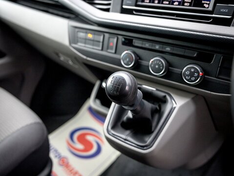 2.0 TDI T32 Highline Crew Van Double Cab 5dr Diesel Manual FWD SWB Euro 6 (s/s) (150 ps)