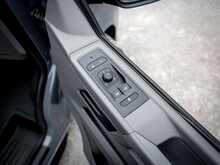 Volkswagen Transporter T6.1 T32 Highline 2.0 TDI 150 BHP SWB 5 Seat Kombi Euro 6 Diesel 6 Speed Manual Van