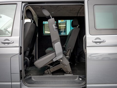 2.0 TDI T32 Highline Crew Van Double Cab 5dr Diesel Manual FWD SWB Euro 6 (s/s) (150 ps)