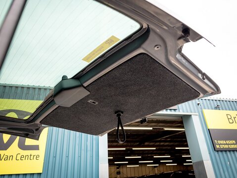 2.0 TDI T32 Highline Crew Van Double Cab 5dr Diesel Manual FWD SWB Euro 6 (s/s) (150 ps)