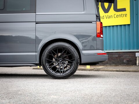 2.0 TDI T32 Highline Crew Van Double Cab 5dr Diesel Manual FWD SWB Euro 6 (s/s) (150 ps)