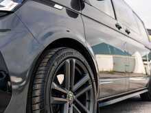 Volkswagen Transporter T6.1 T32 2.0 TDI 150 BHP Highline SWB 5 Seat Kombi Euro 6 Diesel DSG 7-Speed Automatic Van