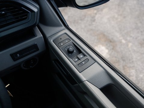 2.0 TDI T32 Highline Crew Van Double Cab 5dr Diesel DSG FWD SWB Euro 6 (s/s) (150 ps)