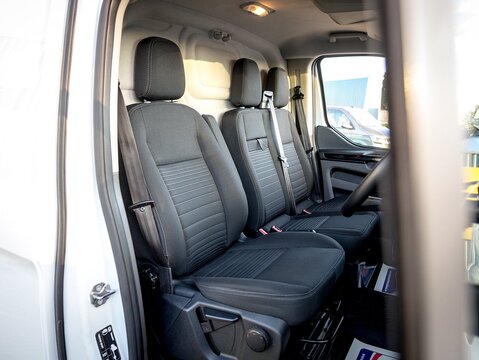 2.0 300 EcoBlue Limited Panel Van 5dr Diesel Manual L1 H1 Euro 6 (130 ps)