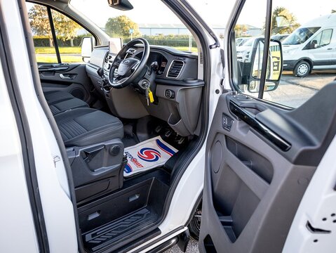 2.0 300 EcoBlue Limited Panel Van 5dr Diesel Manual L1 H1 Euro 6 (130 ps)