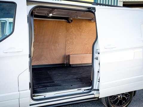 2.0 300 EcoBlue Limited Panel Van 5dr Diesel Manual L1 H1 Euro 6 (130 ps)