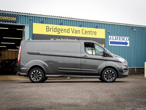 2.0 320 EcoBlue Sport Panel Van 5dr Diesel Auto L2 H1 Euro 6 (s/s) (185 ps)