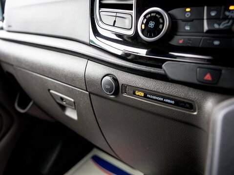 2.0 320 EcoBlue Sport Panel Van 5dr Diesel Auto L2 H1 Euro 6 (s/s) (185 ps)