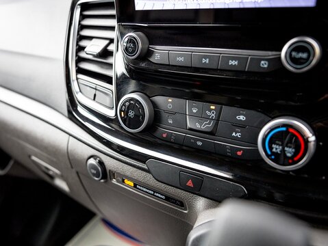 2.0 320 EcoBlue Sport Panel Van 5dr Diesel Auto L2 H1 Euro 6 (s/s) (185 ps)