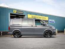 Volkswagen Transporter T6.1 T32 2.0 TDI 150 BHP Highline SWB 5 Seat Kombi Euro 6 Diesel DSG 7 Speed Automatic Van