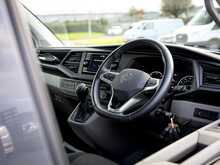 Volkswagen Transporter T6.1 T32 2.0 TDI 150 BHP Highline SWB 5 Seat Kombi Euro 6 Diesel DSG 7 Speed Automatic Van