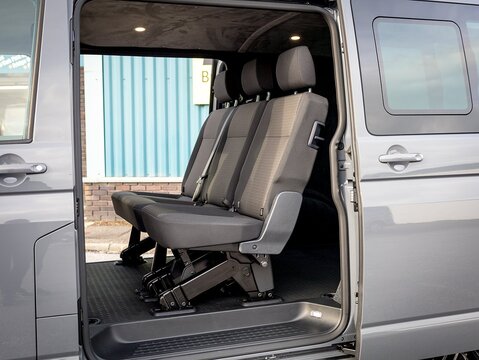 2.0 TDI T32 Highline Crew Van Double Cab 5dr Diesel DSG FWD SWB Euro 6 (s/s) (150 ps)