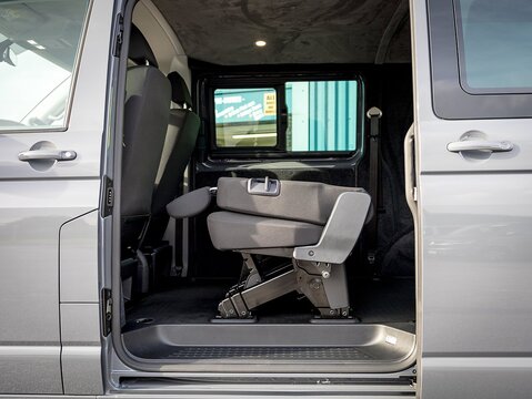 2.0 TDI T32 Highline Crew Van Double Cab 5dr Diesel DSG FWD SWB Euro 6 (s/s) (150 ps)