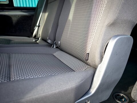 2.0 TDI T32 Highline Crew Van Double Cab 5dr Diesel DSG FWD SWB Euro 6 (s/s) (150 ps)