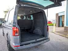 Volkswagen Transporter T6.1 T32 2.0 TDI 150 BHP Highline SWB 5 Seat Kombi Euro 6 Diesel DSG 7 Speed Automatic Van