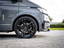 Volkswagen Transporter T6.1 T32 2.0 TDI 150 BHP Highline SWB 5 Seat Kombi Euro 6 Diesel DSG 7 Speed Automatic Van