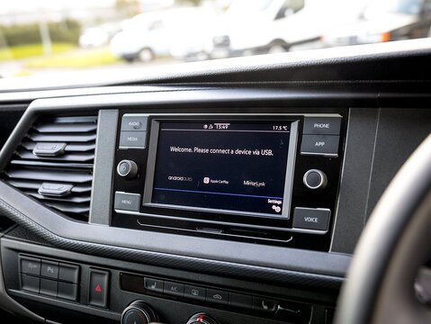 2.0 TDI T32 Highline Crew Van Double Cab 5dr Diesel DSG FWD SWB Euro 6 (s/s) (150 ps)