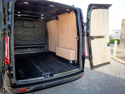 2.0 280 EcoBlue Limited Panel Van 5dr Diesel Manual L1 H1 Euro 6 (s/s) (130 ps)