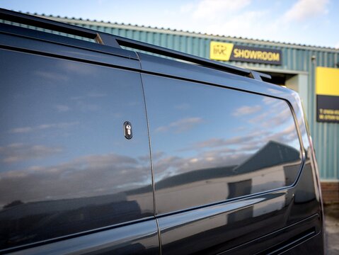 2.0 280 EcoBlue Limited Panel Van 5dr Diesel Auto L1 H1 Euro 6 (s/s) (130 ps)