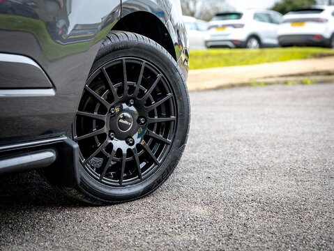 2.0 280 EcoBlue Limited Panel Van 5dr Diesel Manual L1 H1 Euro 6 (s/s) (130 ps)