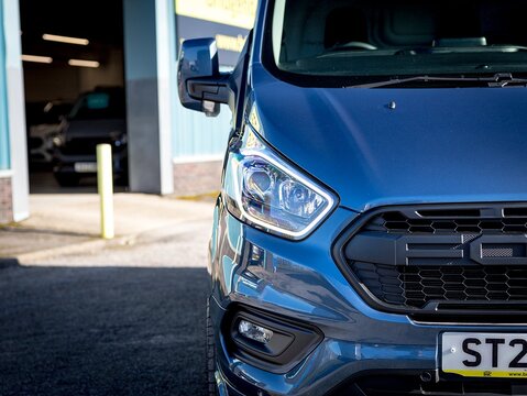 2.0 280 EcoBlue Limited Panel Van 5dr Diesel Auto L1 H1 Euro 6 (s/s) (170 ps)