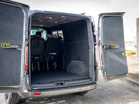 2.0 340 EcoBlue Limited Panel Van 5dr Diesel Auto L2 H1 Euro 6 (170 ps)