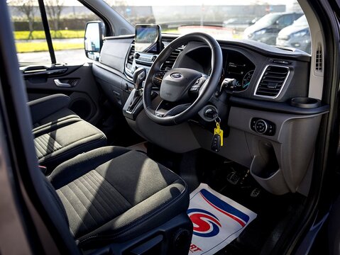 2.0 340 EcoBlue Limited Panel Van 5dr Diesel Auto L2 H1 Euro 6 (170 ps)