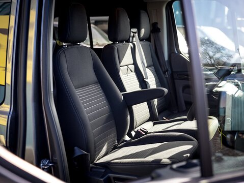 2.0 340 EcoBlue Limited Panel Van 5dr Diesel Auto L2 H1 Euro 6 (170 ps)