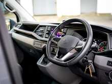 Volkswagen Transporter T6.1 T32 2.0 TDI 150 BHP Highline SWB 5 Seat Kombi Euro 6 Diesel DSG 7 Speed Automatic Van