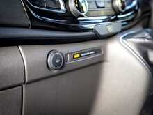 Ford Transit Custom Signature 280 2.0 EcoBlue 170 Bhp Limited L1 SWB 3-Seat Diesel 6-Speed Manual Panel Van