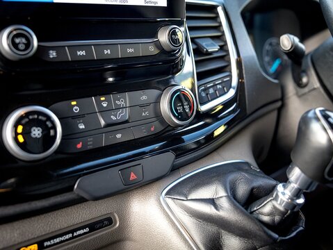 2.0 280 EcoBlue Limited Panel Van 5dr Diesel Manual L1 H1 Euro 6 (s/s) (170 ps)