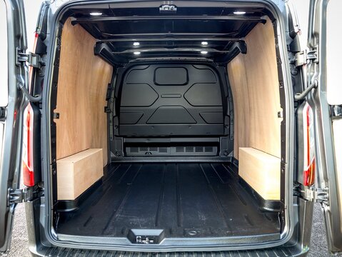 2.0 280 EcoBlue Limited Panel Van 5dr Diesel Manual L1 H1 Euro 6 (s/s) (170 ps)