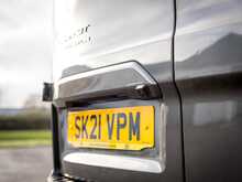 Ford Transit Custom Signature 280 2.0 EcoBlue 170 Bhp Limited L1 SWB 3-Seat Diesel 6-Speed Manual Panel Van