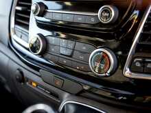 Ford Transit Custom Signature 280 2.0 EcoBlue 130 Bhp Limited L1 SWB 3-Seat Diesel 6-Speed Manual Panel Van