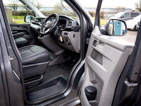 2.0 TDI T32 Highline Crew Van Double Cab 5dr Diesel Manual FWD SWB Euro 6 (s/s) (150 ps)
