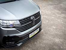 Volkswagen Transporter T6.1 T32 2.0 TDI 150 BHP LWB Highline 5 Seat Kombi Euro 6 Diesel 6 Speed Manual Van