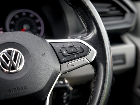 2.0 TDI T32 Highline Crew Van Double Cab 5dr Diesel Manual FWD SWB Euro 6 (s/s) (150 ps)