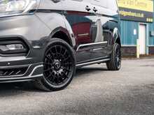 Ford Transit Custom Signature 320 2.0 EcoBlue 130 BHP Limited Doublecab L2 LWB Euro 6 Diesel 6-Speed Manual Van