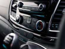 Ford Transit Custom Signature 320 2.0 EcoBlue 130 BHP Limited Doublecab L2 LWB Euro 6 Diesel 6-Speed Manual Van