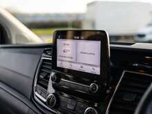 Ford Transit Custom Signature 280 2.0 EcoBlue 130 Bhp Limited L1 SWB 3-Seat Diesel 6-Speed Manual Panel Van