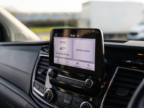 2.0 280 EcoBlue Limited Panel Van 5dr Diesel Manual L1 H1 Euro 6 (s/s) (130 ps)