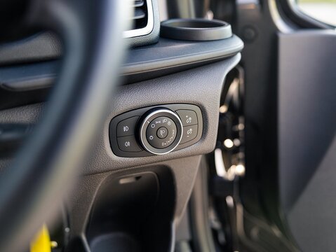 2.0 280 EcoBlue Limited Panel Van 5dr Diesel Manual L1 H1 Euro 6 (s/s) (130 ps)