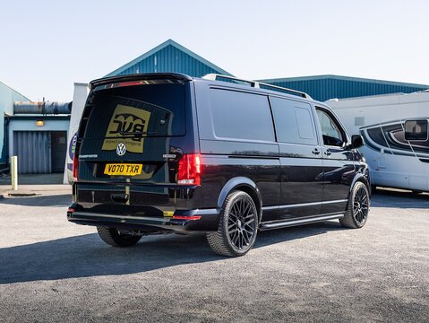 2.0 BiTDI T32 Highline Crew Van 5dr Diesel DSG 4Motion LWB Euro 6 (s/s) (199 ps)